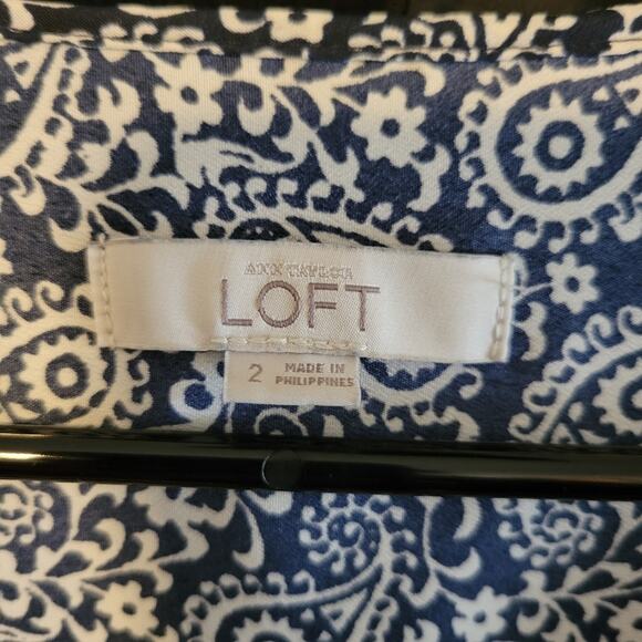 LOFT Dark Navy Blue and White Paisley Long Tab Sleeve Romper Playsuit sz 2 - Picture 9 of 9